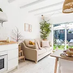 Дом отдыха Little Luxuryhouse